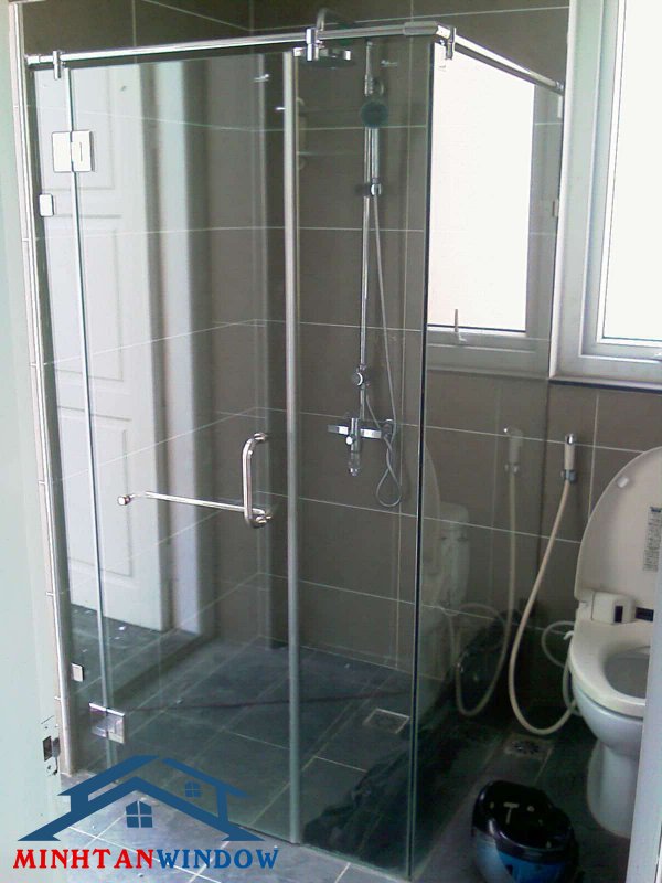 phòng tắm kính cường lực